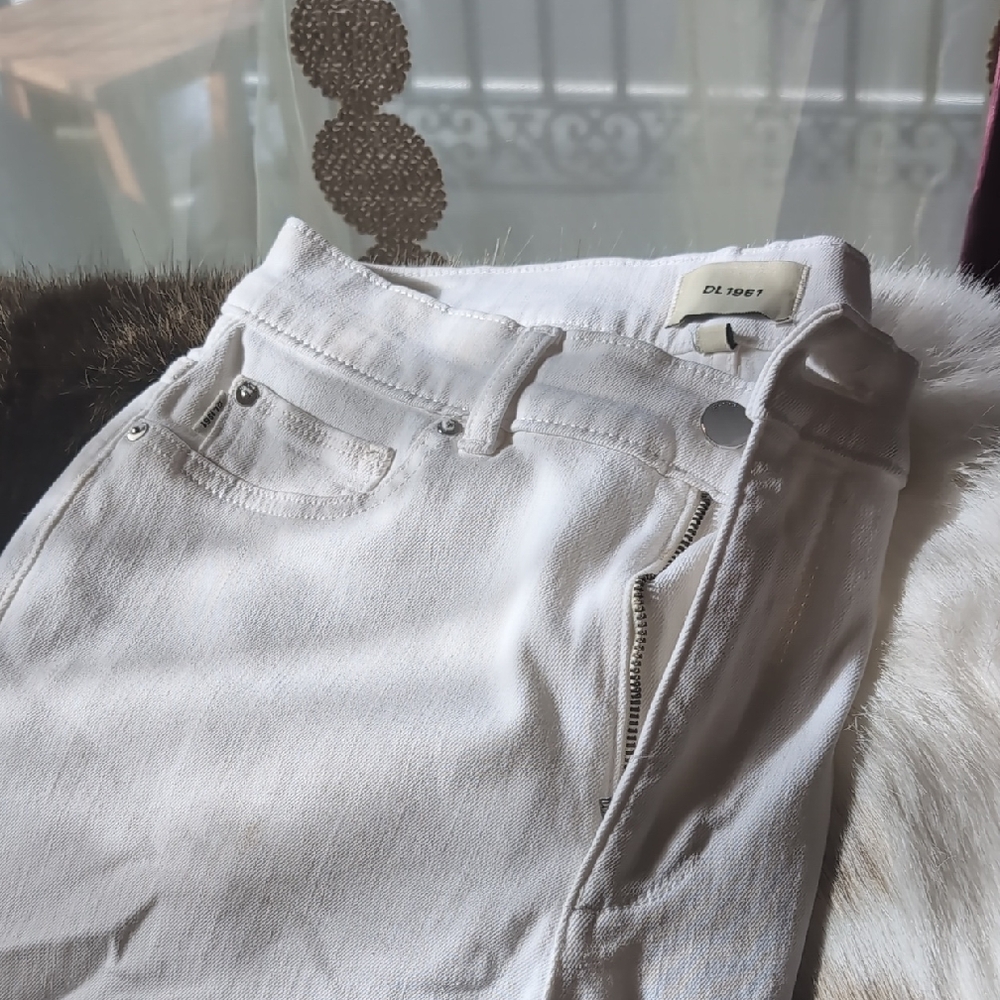 DL1961 White Bridget Boot Denim Jeans